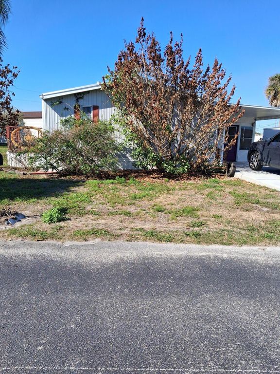 1020 Bream Avenue, Okeechobee, FL 34974