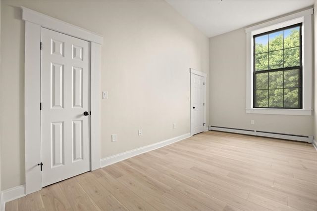 1044 Social F, Woonsocket, RI 02895