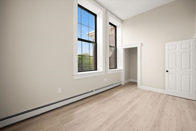 1044 Social F, Woonsocket, RI 02895