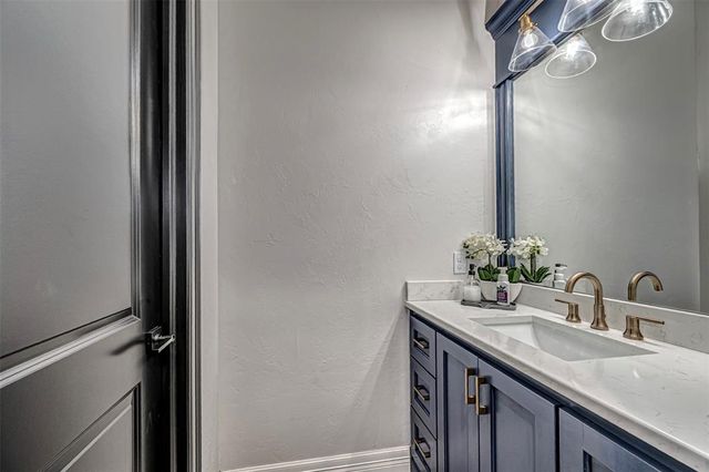 2916 Wood Thrush Way, Edmond, OK 73012