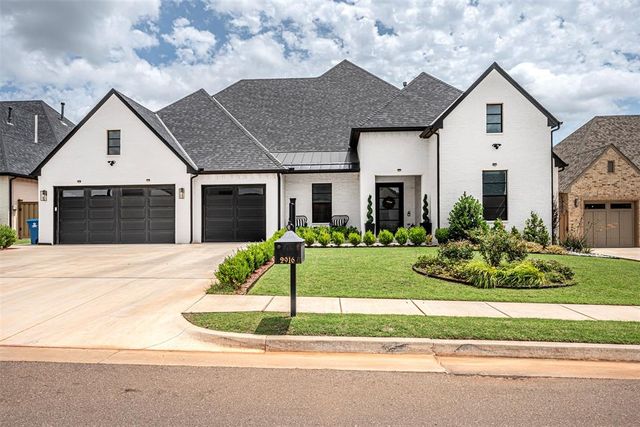 2916 Wood Thrush Way, Edmond, OK 73012