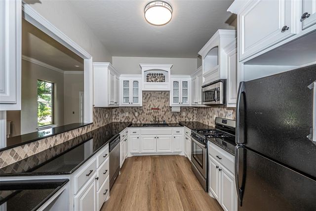 2916 Wood Thrush Way, Edmond, OK 73012