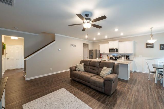 819 ASH Street, Canton, GA 30114