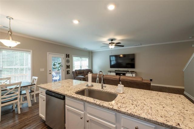 819 ASH Street, Canton, GA 30114