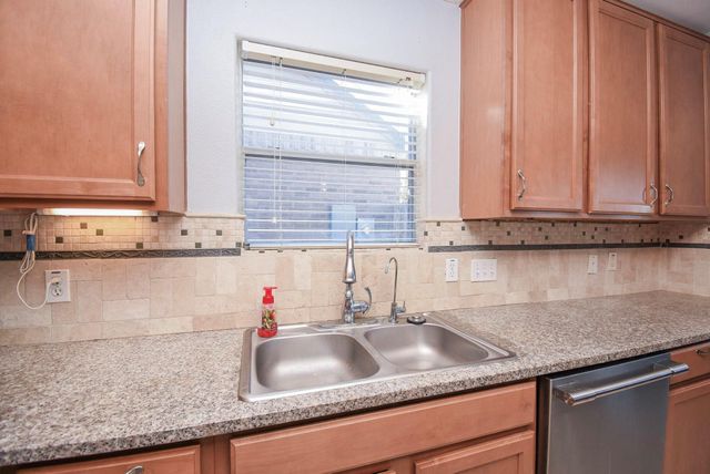 8502 Parapet Place, Rosharon, TX 77583