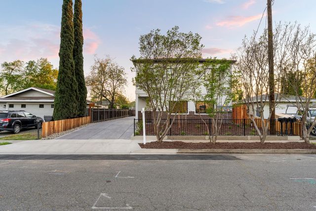 141 Birch St, Roseville, CA 95678