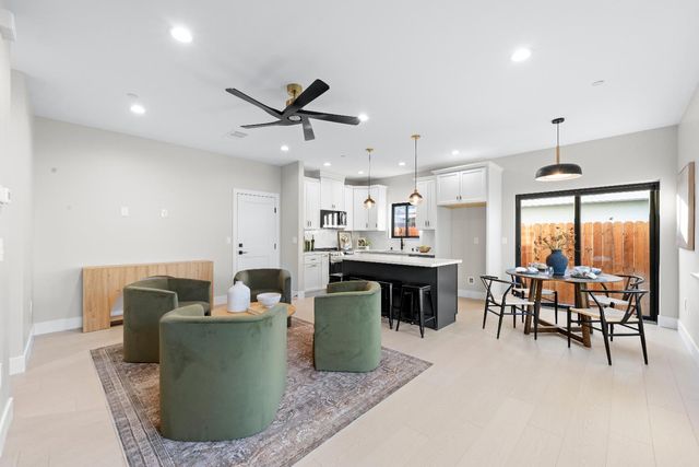 141 Birch St, Roseville, CA 95678