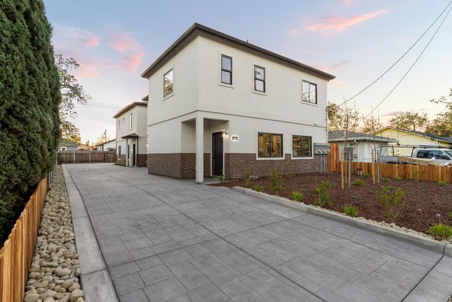 141 Birch St, Roseville, CA 95678