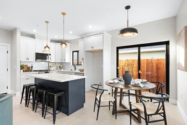 141 Birch St, Roseville, CA 95678