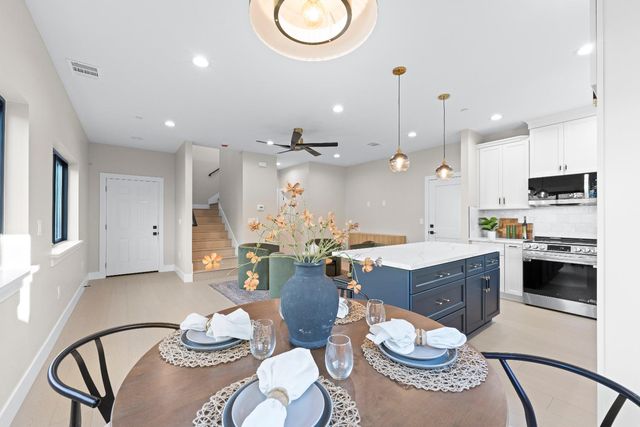 141 Birch St, Roseville, CA 95678