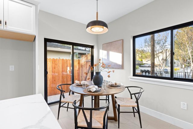 141 Birch St, Roseville, CA 95678