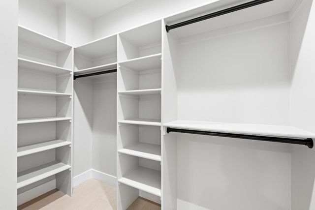 141 Birch St, Roseville, CA 95678