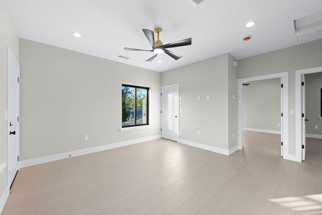 141 Birch St, Roseville, CA 95678