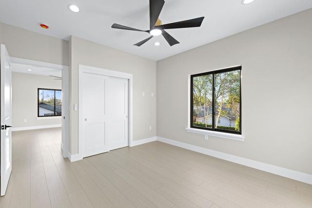 141 Birch St, Roseville, CA 95678