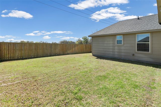 115 Apache Drive, Greenville, TX 75402