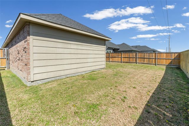 115 Apache Drive, Greenville, TX 75402