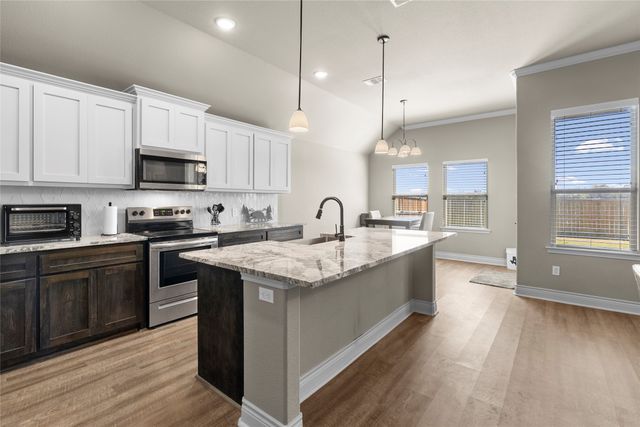 115 Apache Drive, Greenville, TX 75402