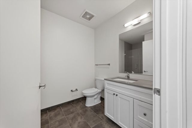 830 N Milwaukee Avenue 506, Chicago, IL 60642