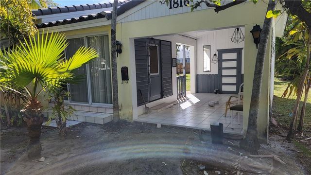 1816 Roosevelt Street, Hollywood, FL 33020