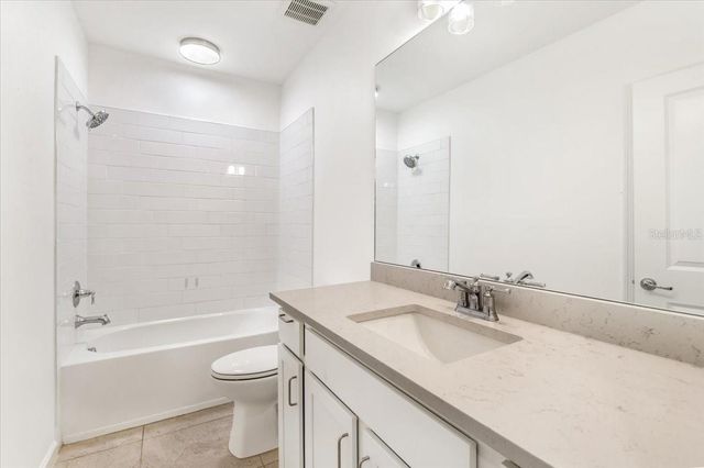 6559 SILVERSTAR DRIVE, Sarasota, FL 34240