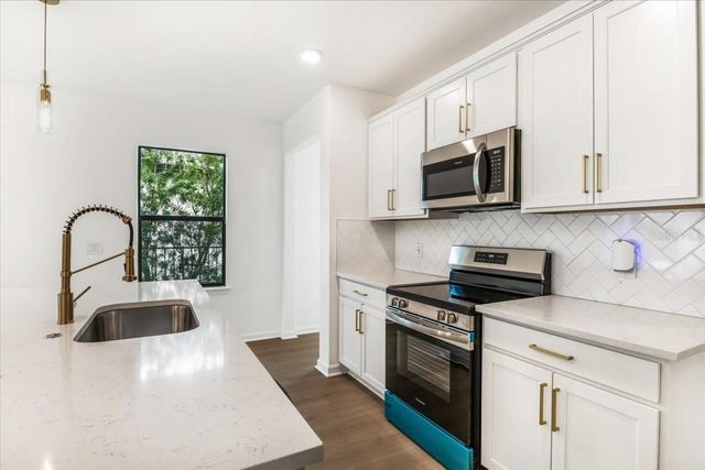 6559 SILVERSTAR DRIVE, Sarasota, FL 34240