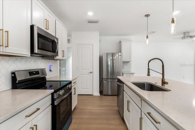 6559 SILVERSTAR DRIVE, Sarasota, FL 34240