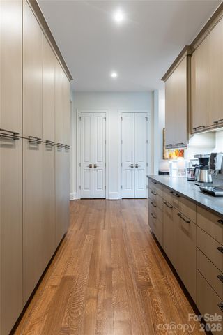 22 Snap Dragon Court, Asheville, NC 28804