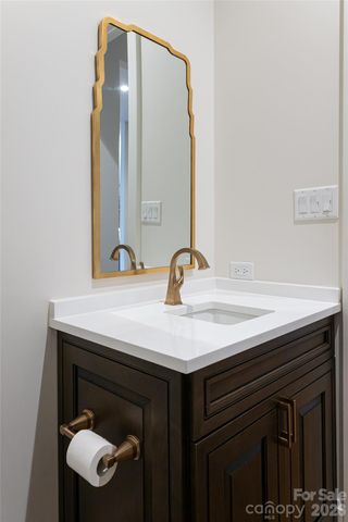 22 Snap Dragon Court, Asheville, NC 28804