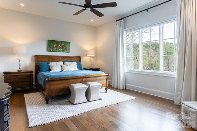 22 Snap Dragon Court, Asheville, NC 28804