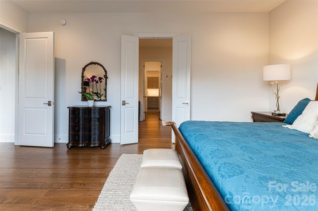 22 Snap Dragon Court, Asheville, NC 28804