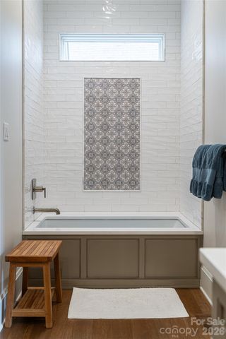 22 Snap Dragon Court, Asheville, NC 28804