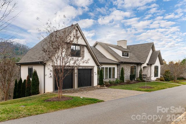 22 Snap Dragon Court, Asheville, NC 28804