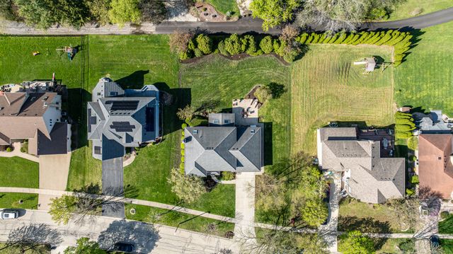 1212 Richfield Court, Woodridge, IL 60517