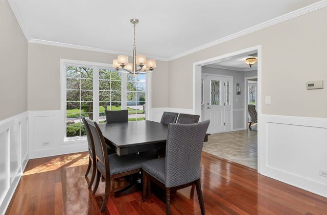 1212 Richfield Court, Woodridge, IL 60517
