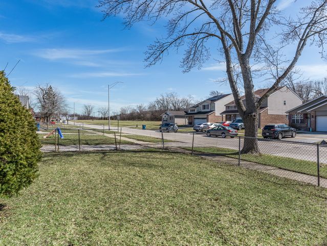 595 Hickory Street, Chicago Heights, IL 60411