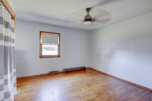 1910 Wynwood Drive, Carthage, MO 64836