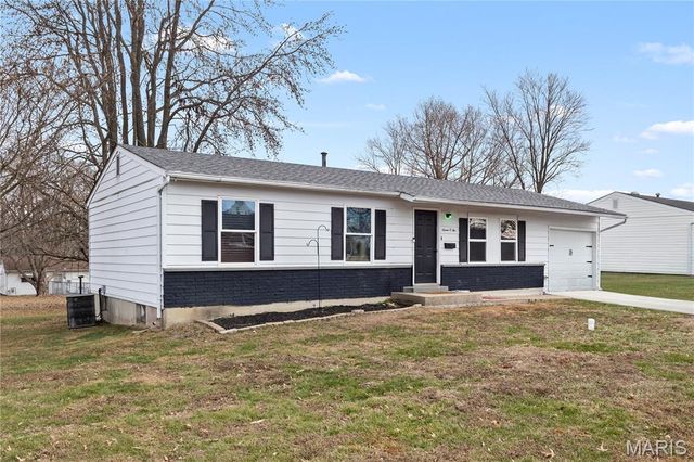 702 1st Street, Warrenton, MO 63383