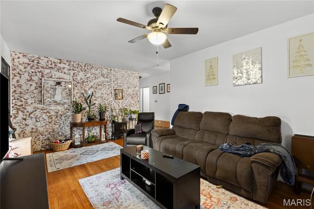 702 1st Street, Warrenton, MO 63383