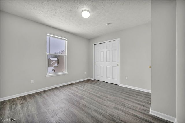 558 Lenox Court, Broadview Heights, OH 44147