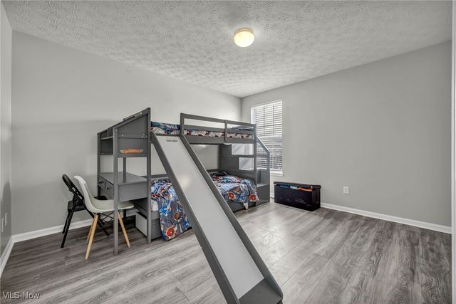 558 Lenox Court, Broadview Heights, OH 44147