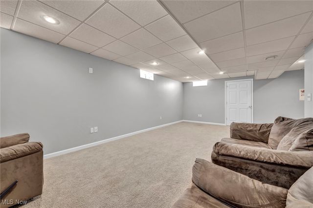 558 Lenox Court, Broadview Heights, OH 44147