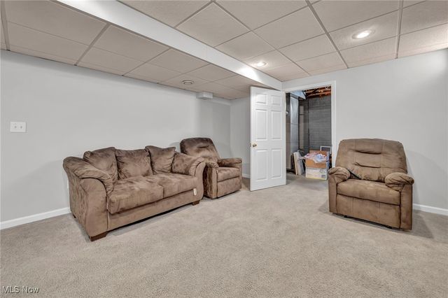 558 Lenox Court, Broadview Heights, OH 44147