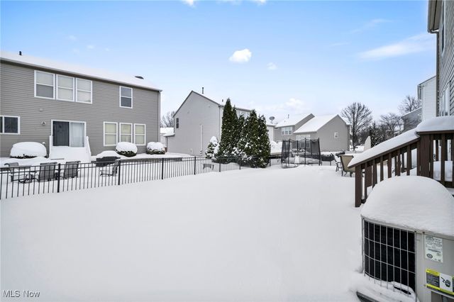 558 Lenox Court, Broadview Heights, OH 44147