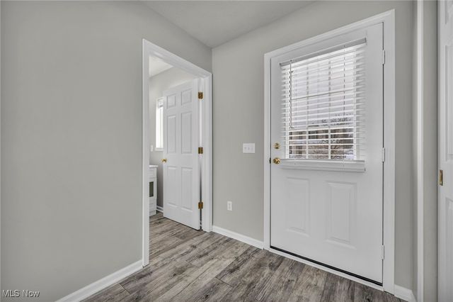 558 Lenox Court, Broadview Heights, OH 44147