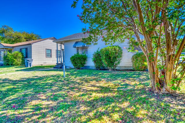 3330 Utah Avenue, Dallas, TX 75216