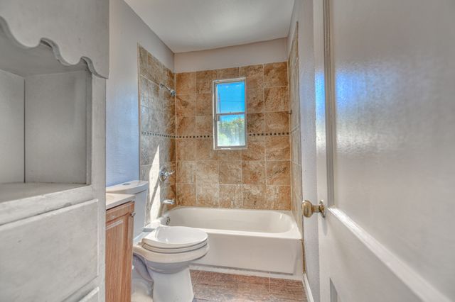 3330 Utah Avenue, Dallas, TX 75216