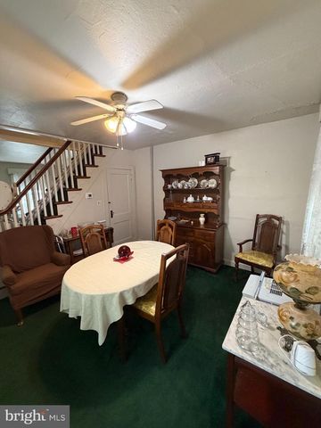 718 UPLAND ST, Chester, PA 19013