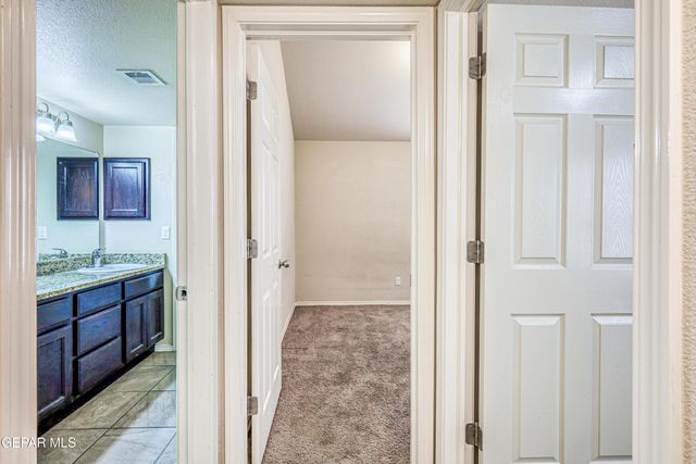 14233 RUSS LEACH Avenue, El Paso, TX 79938