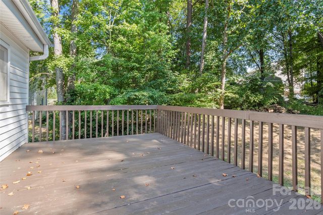 2513 Newington Court, Clemmons, NC 27012