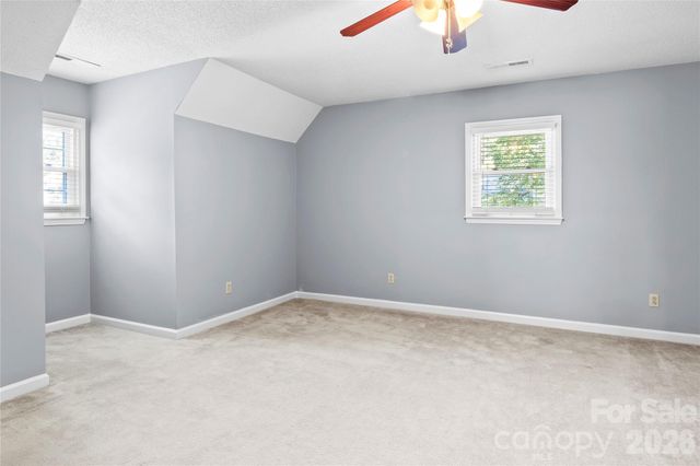 2513 Newington Court, Clemmons, NC 27012